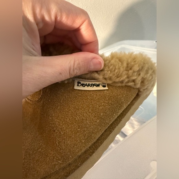 Bearpaw Slippers - Picture 3 of 9